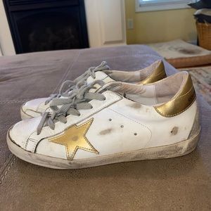 Women’s Golden Goose Superstars